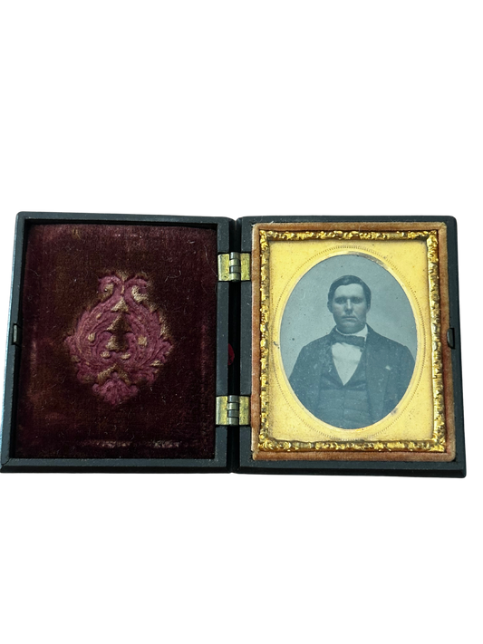 Mid-19th C Tintype Photograph in Thermoplastic Union Case (1860-70)