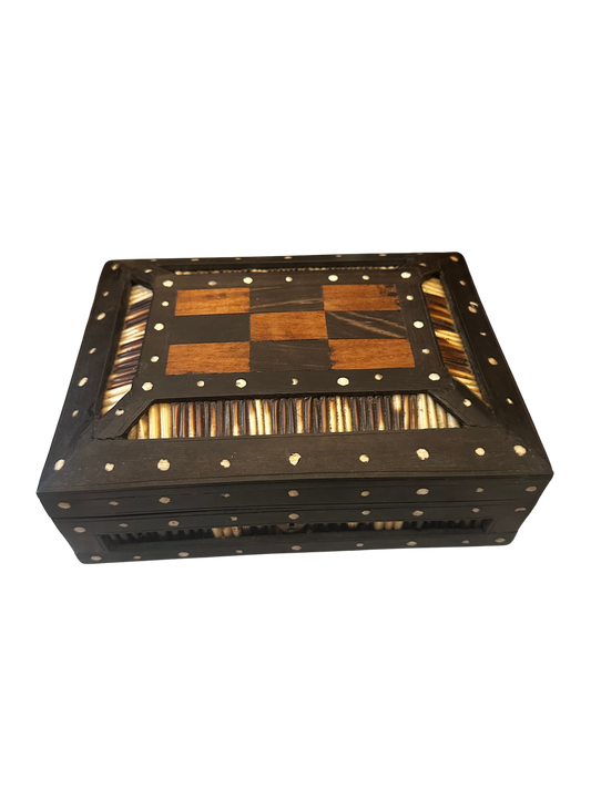 Anglo-Indian Ebony, Porcupine Quill and Parquetry Keepsake Box