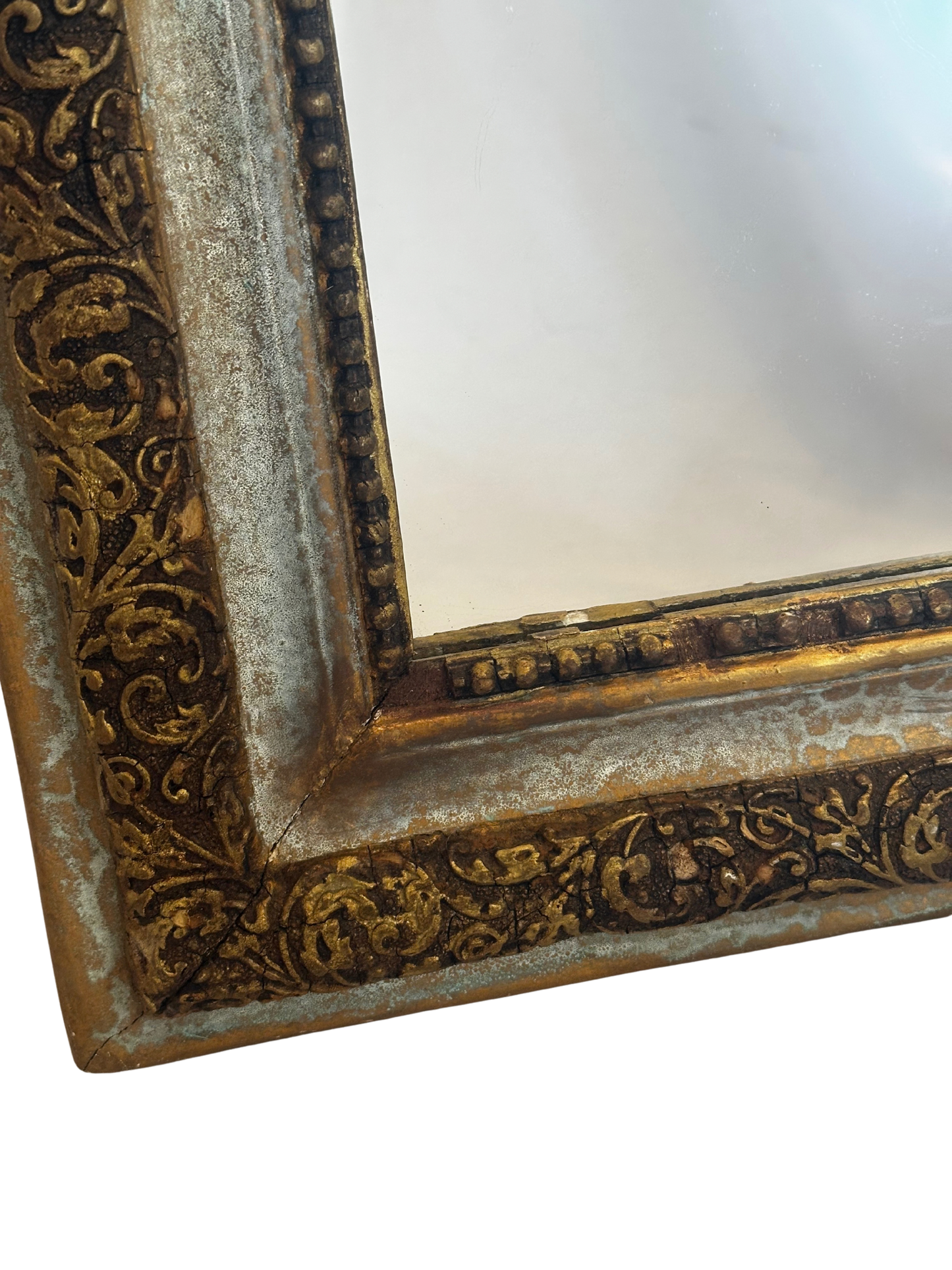 19th-Century French Giltwood Mirror with Carved Foliate Decoration