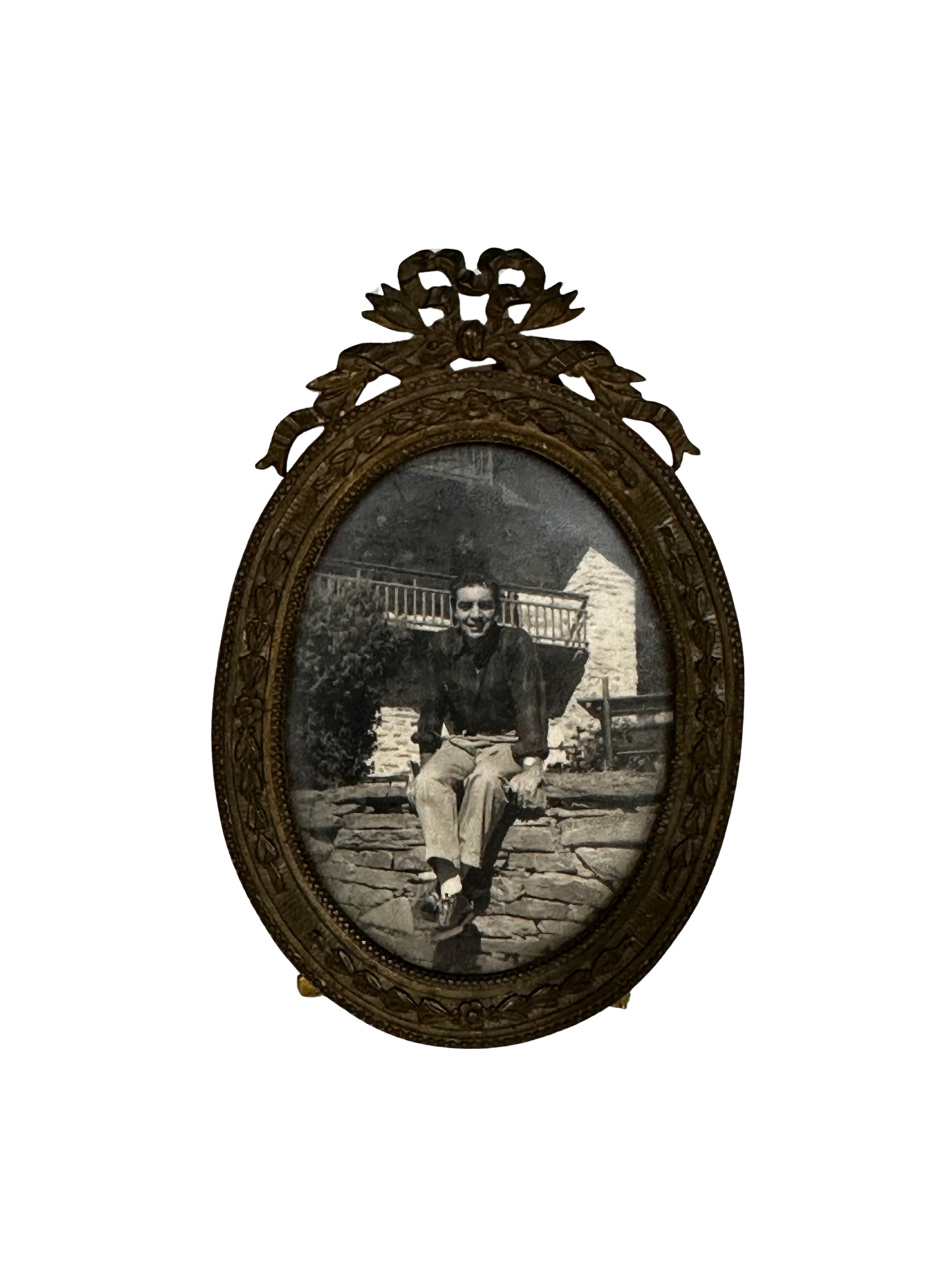 Italian Louis XVI Style Gilt Bronze Portrait Frame – Fratelli Guglianetti, Milano–Genova